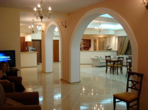 Гостиница Hotel Nefeli  Айос-Кирикос